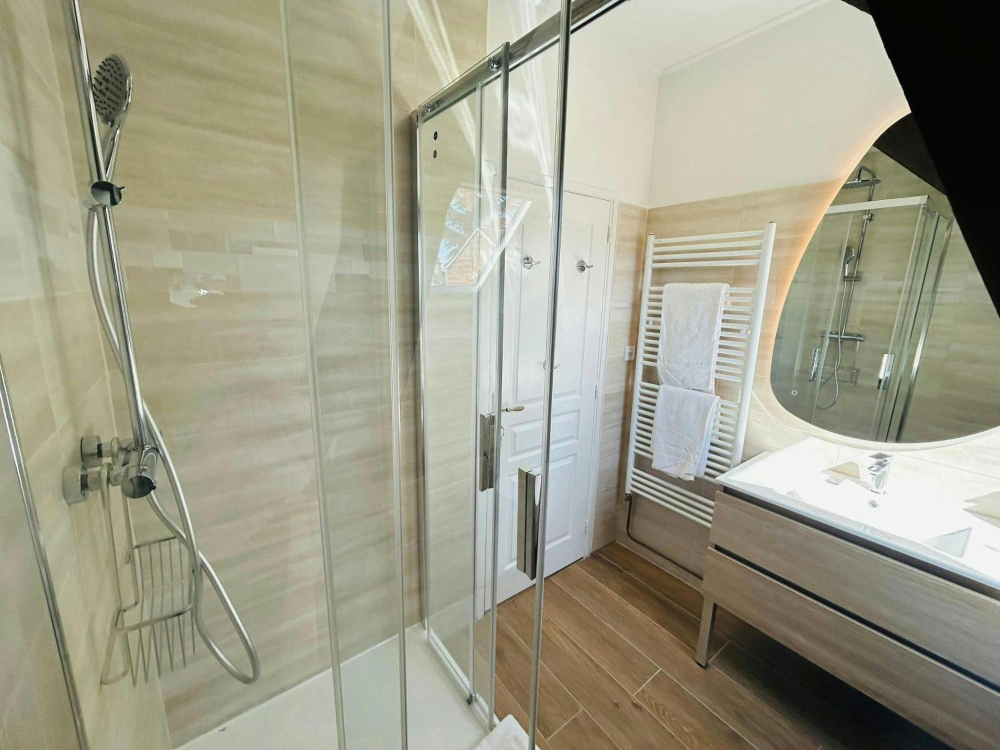 Apartmán Le Majestueux Brulee Hypercentre Parking Remeš Exteriér fotografie