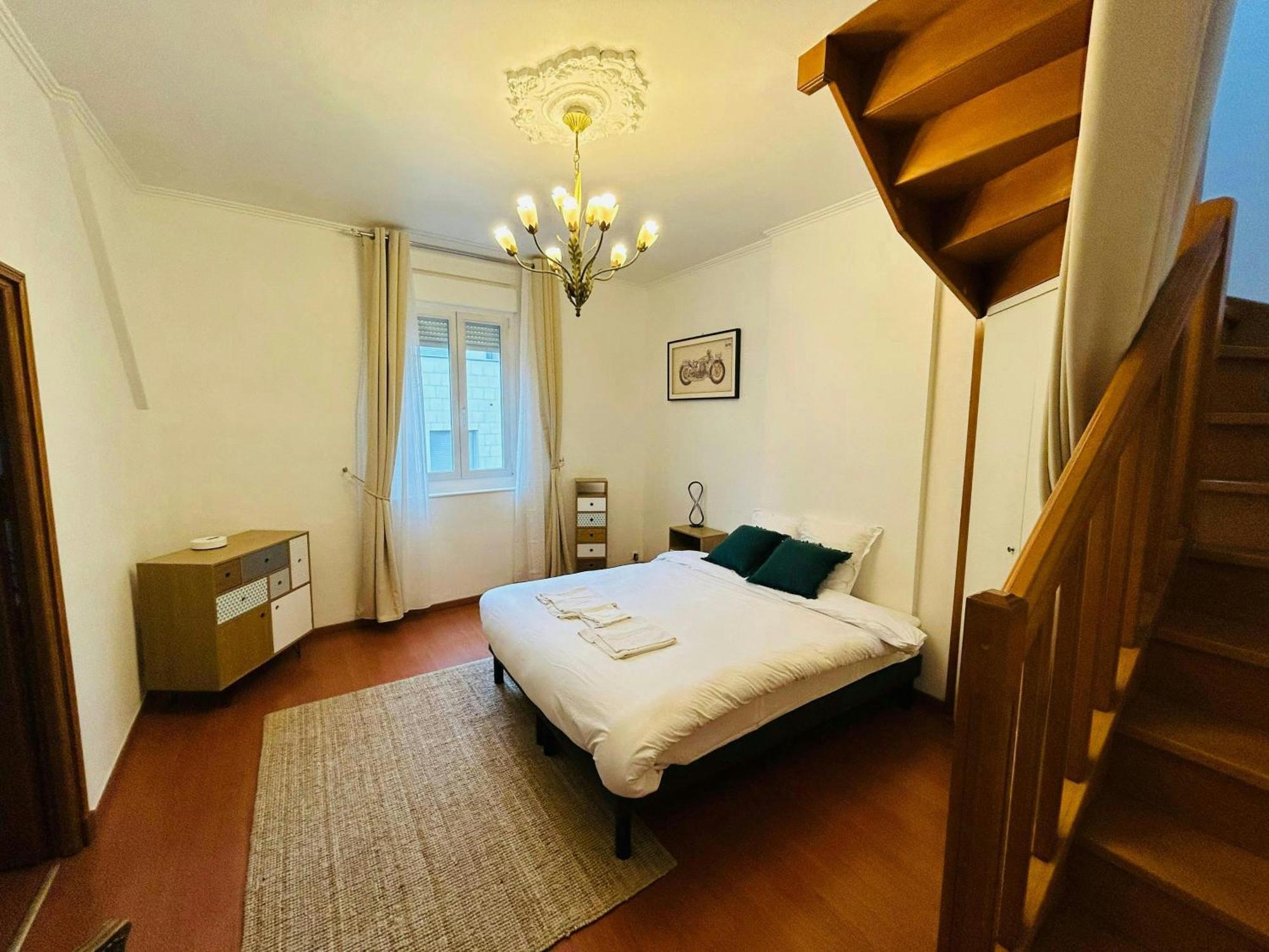 Apartmán Le Majestueux Brulee Hypercentre Parking Remeš Exteriér fotografie